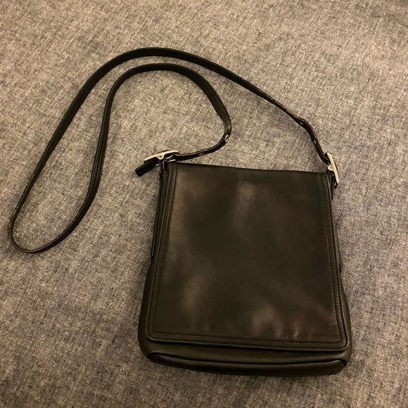 Coach Handbags - Vintage Coach Crossbody Bag